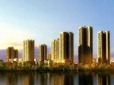 出门不远处就是旺旺医院和大润发超市，临近浏阳河风光带