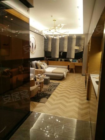 南一环地铁旁,玉林路小酒馆旁,精装包租公寓。